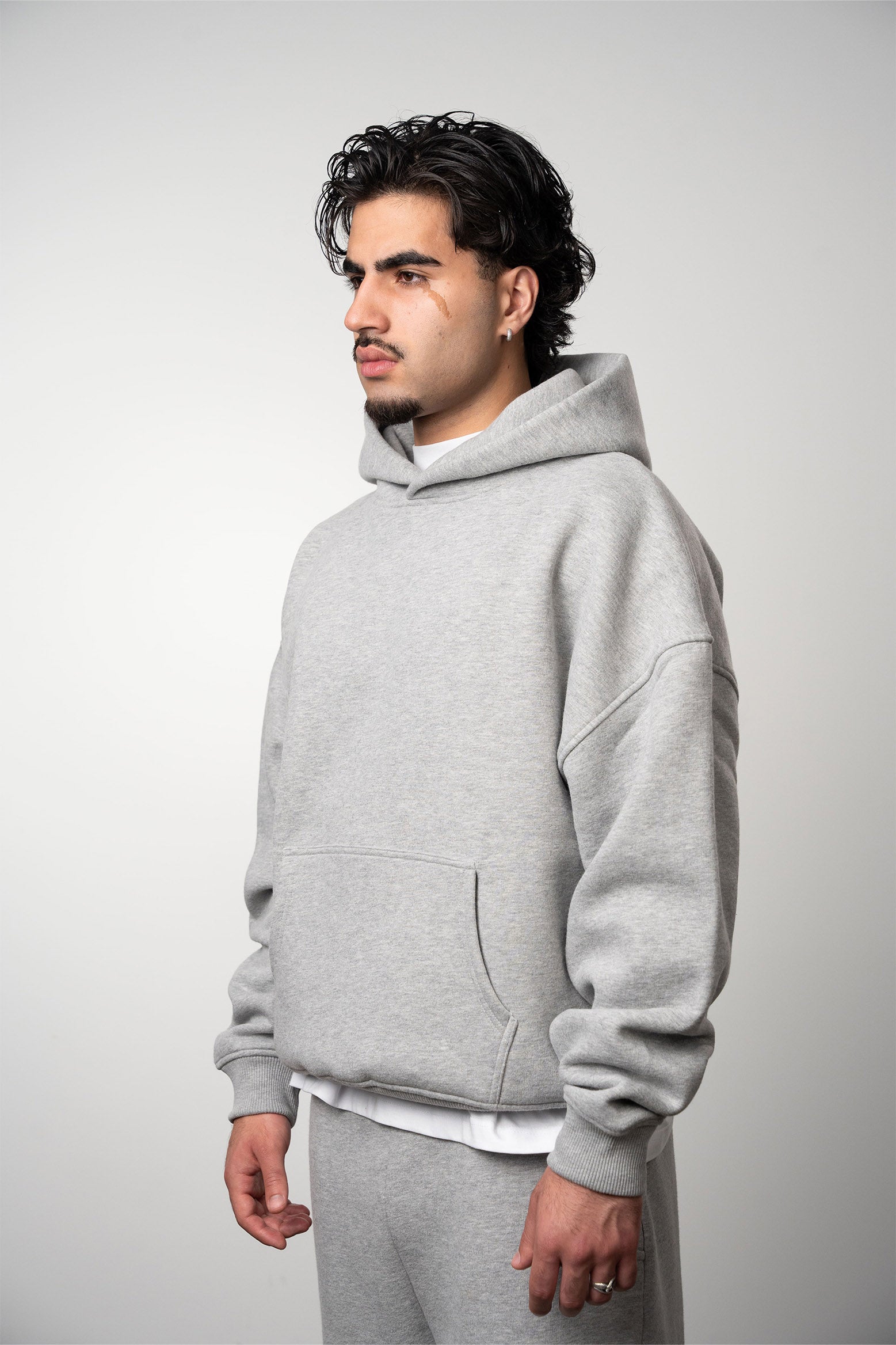 high quality grey blank hoodie that is sustainably manufactured in Istanbul