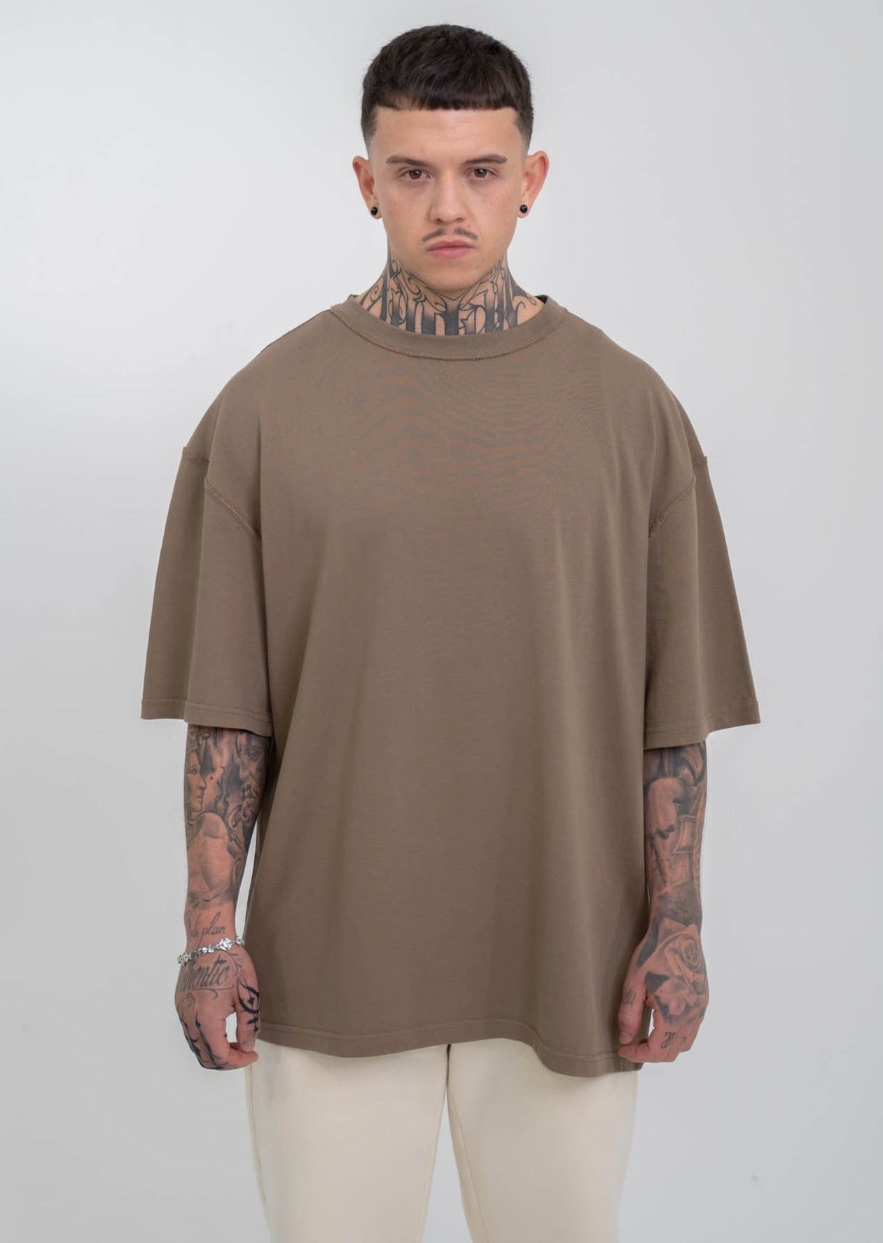 Sustainable Blank tshirt in brown in premium quality