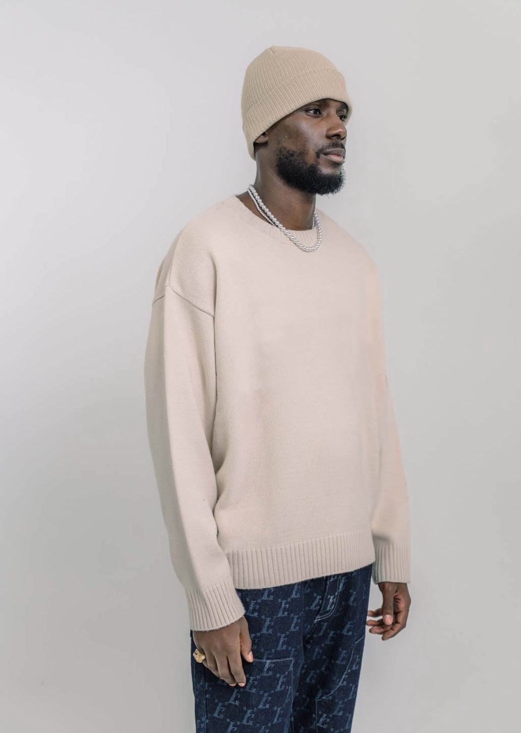 Customizable Knitsweater in color beige cream